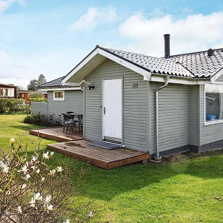Two-bedroom Holiday In 1 Holiday home
