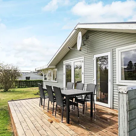 Two-bedroom Holiday In 1 Holiday home